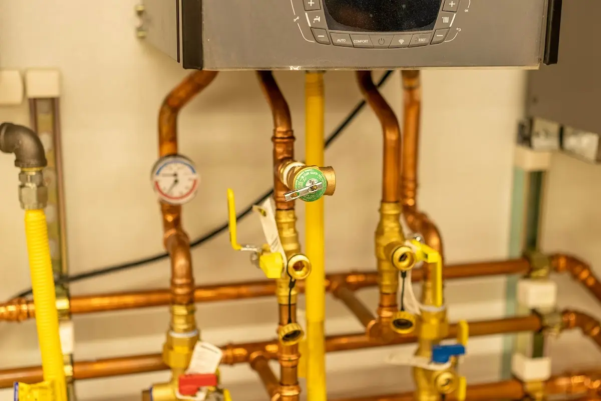 Licensed technician providing Pipe Repair for a homeowner in Konterra